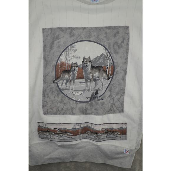 Vintage Wolf Wildlife Graphic Patch Crewneck Sweatshirt XXL USA Made - Picture 3 of 7
